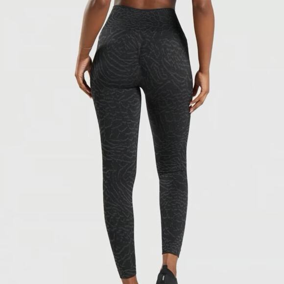 Gymshark Adapt Animal Seamless Legging - Picture 5 of 5